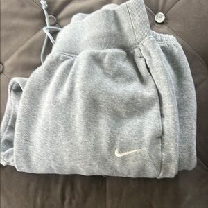 Nike Gray Sweatpants Soft Fleece Joggers